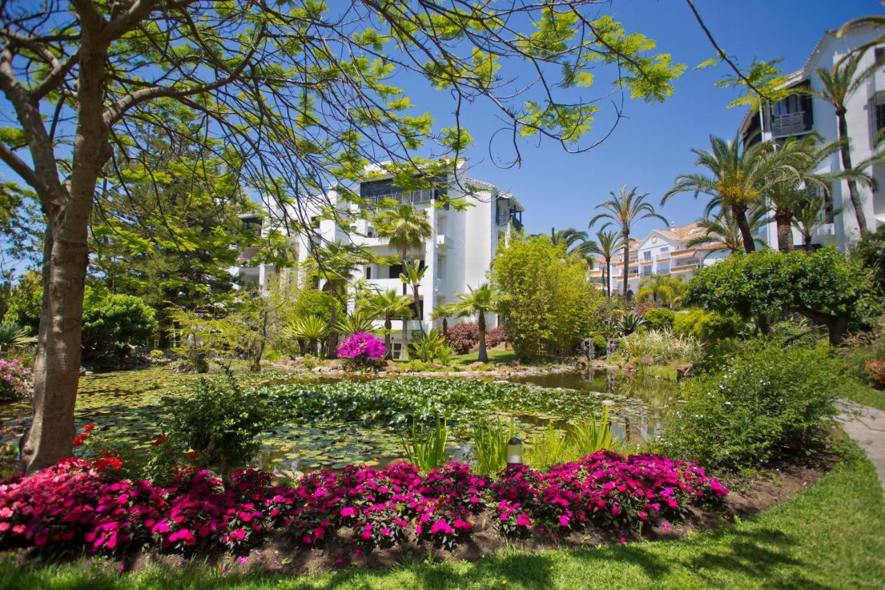 Beachfront Luxury Complex With Tropical Gardens & Pools Marbella Exteriér fotografie